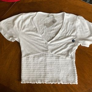 Great for spring! Abercrombie short sleeved shirt sized s.